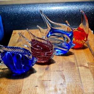 Set of 4, Murano style Vintage tropical fish heavy cased glass Paperweights